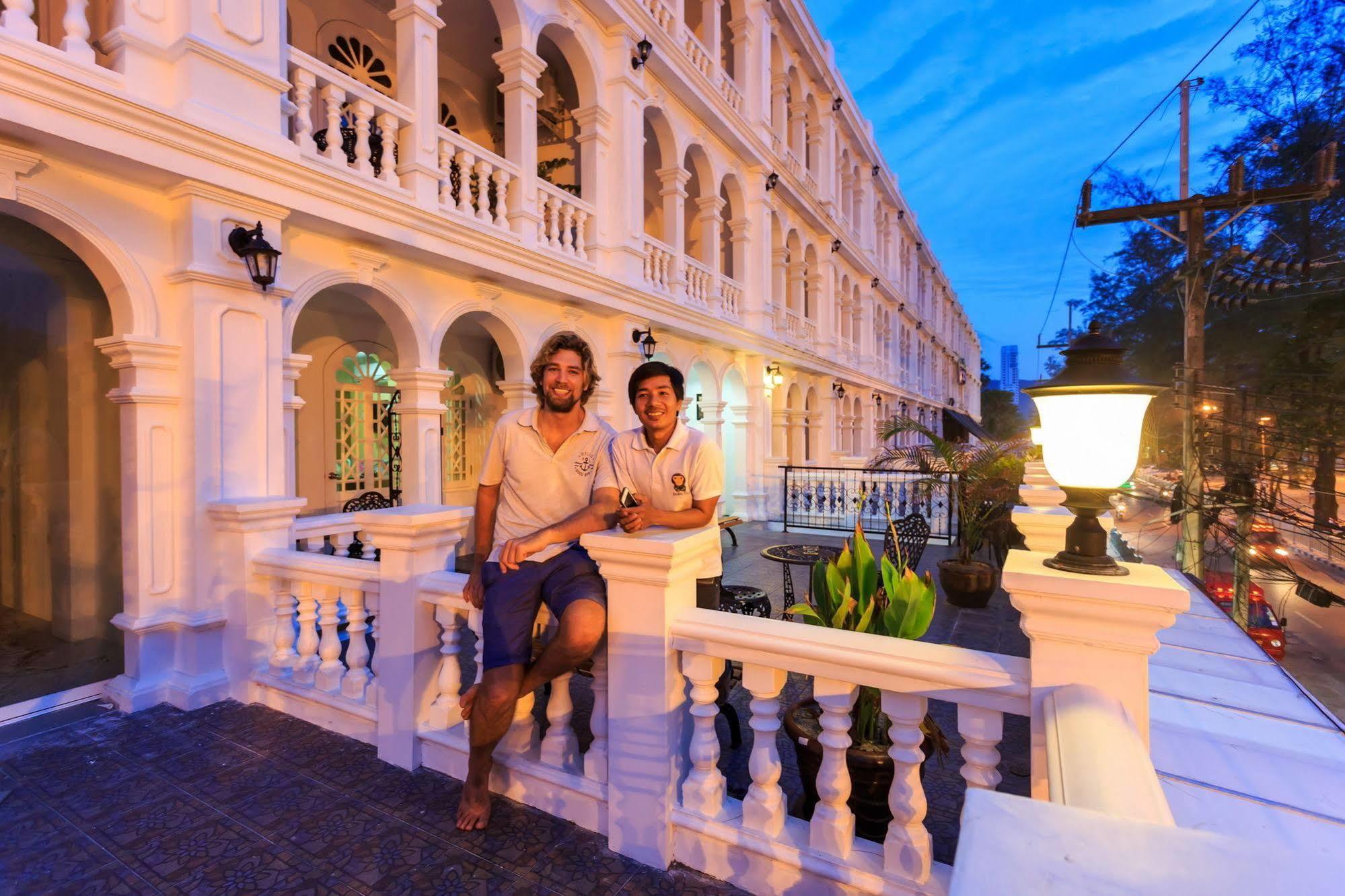 Patong Marina Hotel By Lofty Dış mekan fotoğraf