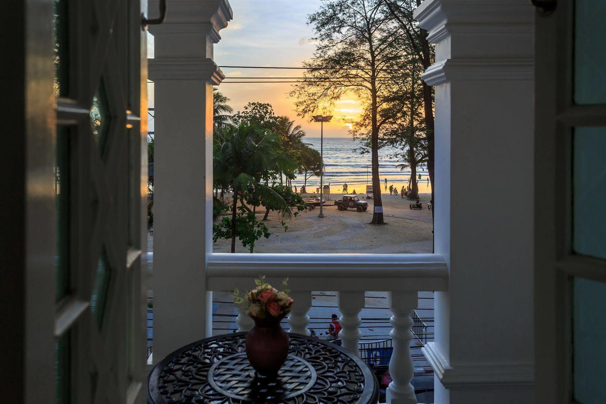 Patong Marina Hotel By Lofty Dış mekan fotoğraf
